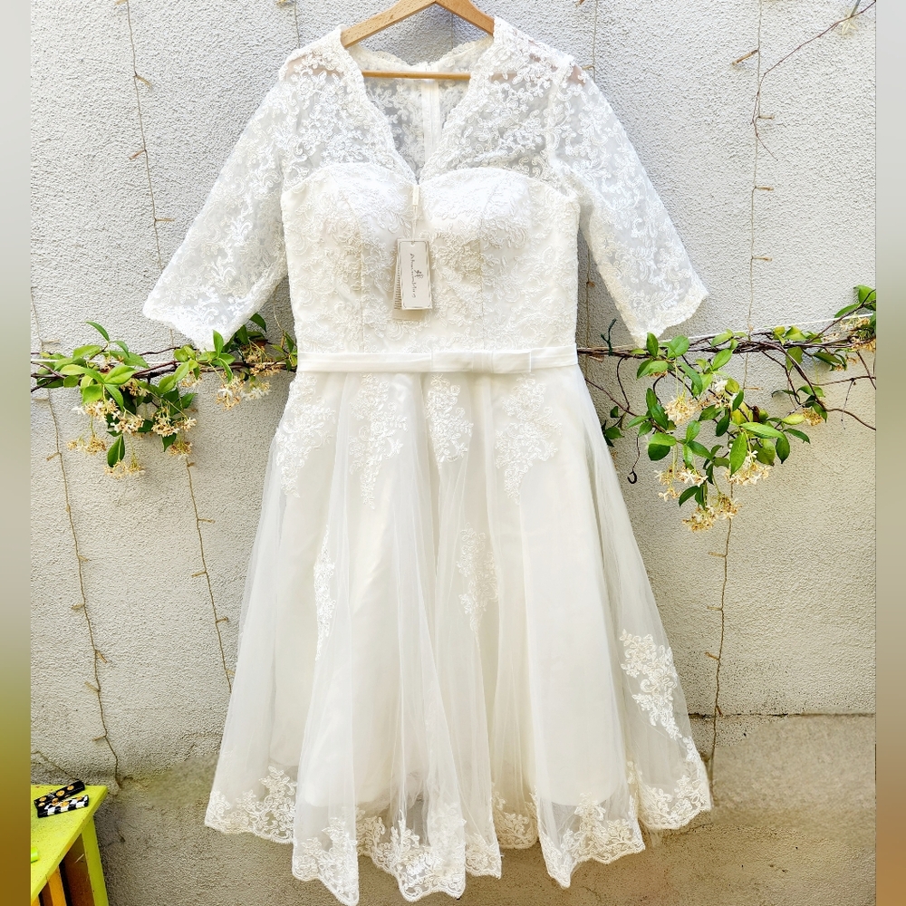 Abao wedding Ivory tea length wedding dress size 16